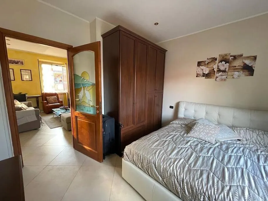 Roma Battistini 66 Apartment, Near Vatican City Italy